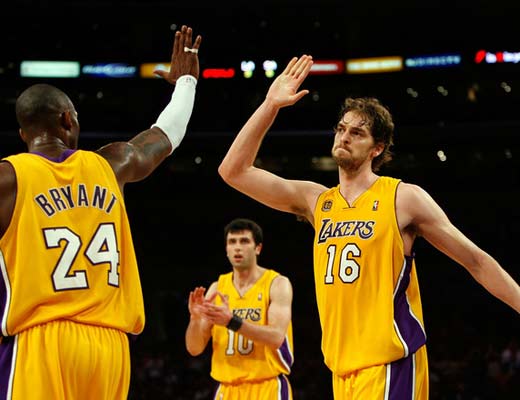 科比发威退马刺 西部决赛首战湖人大逆转